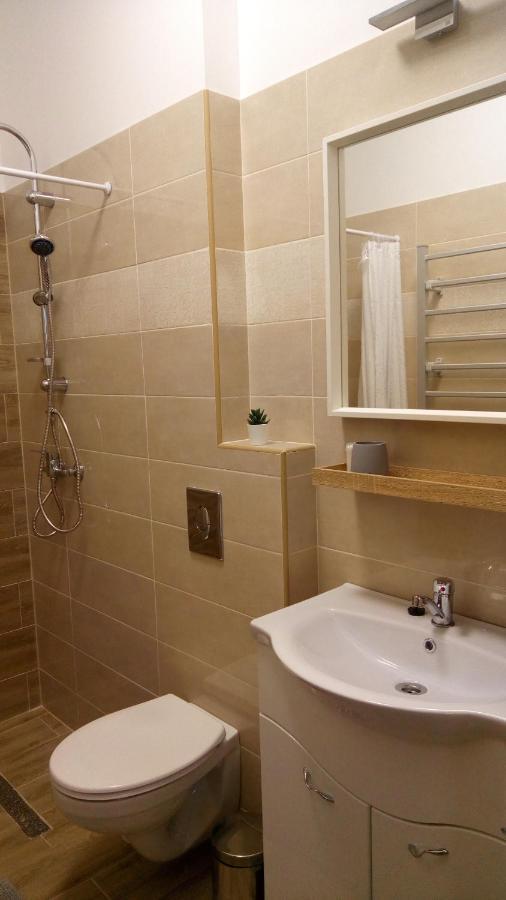 Loli Apartman Miskolc Exterior photo